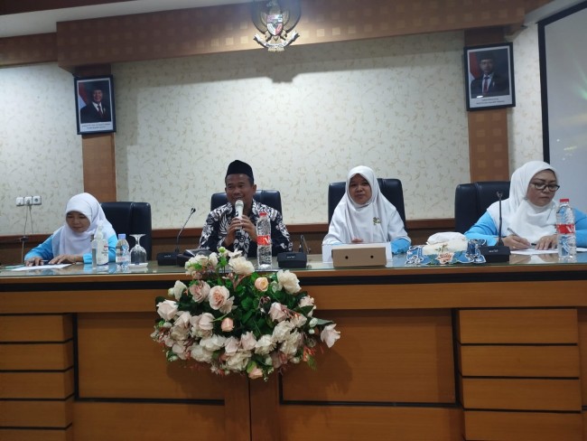 Momen anggota DPRD Kota Malang Rohmat memberikan sambutan dalam Musyda V HIMPAUDI Kota Malang. (Foto: istimewa)